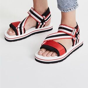 Woman’s Hunter Bold Red and black brand new sandals